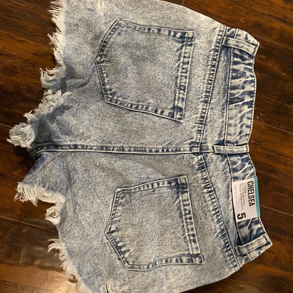 Jean shorts - Picture 2 of 2